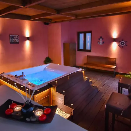 בית נופש A Cozy Eco By The Sea גובס