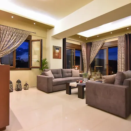 A Cozy Eco By The Sea
